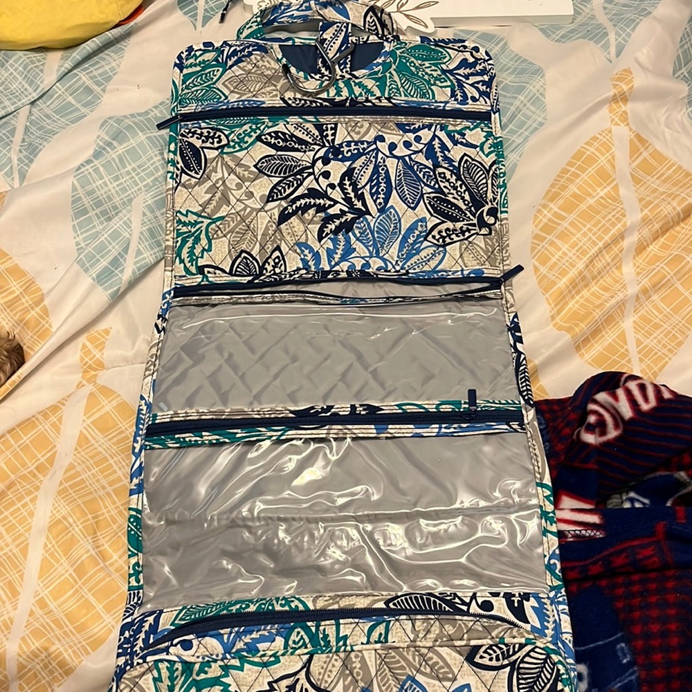 Vera Bradley Hanging travel over the door organizer